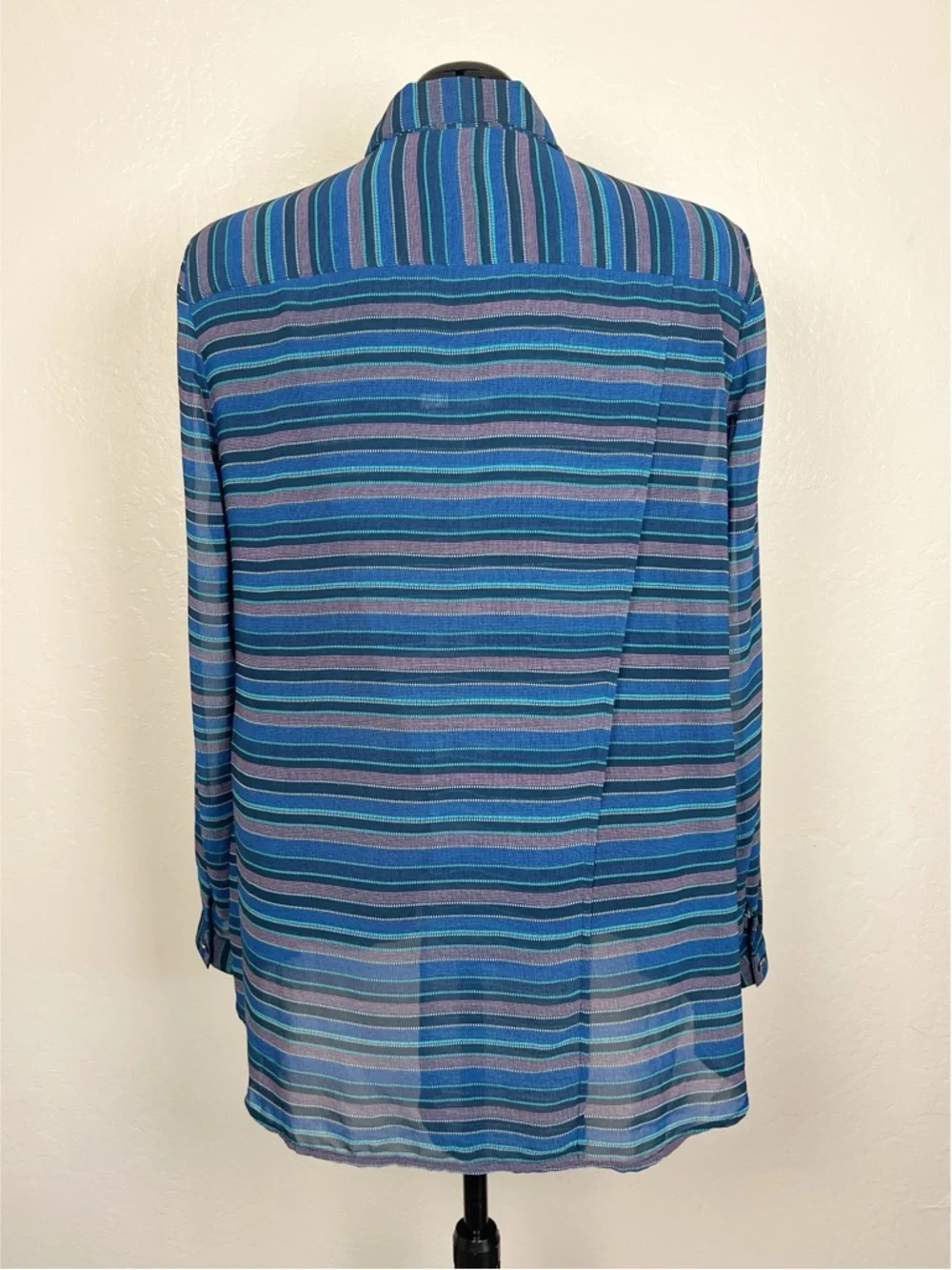 CABI Women’s Size XL Blue Striped Alex Semi-Sheer Long Sleeve Button Down Shirt